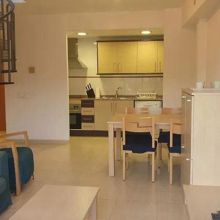 Apartaments Las Carolinas Apartment *